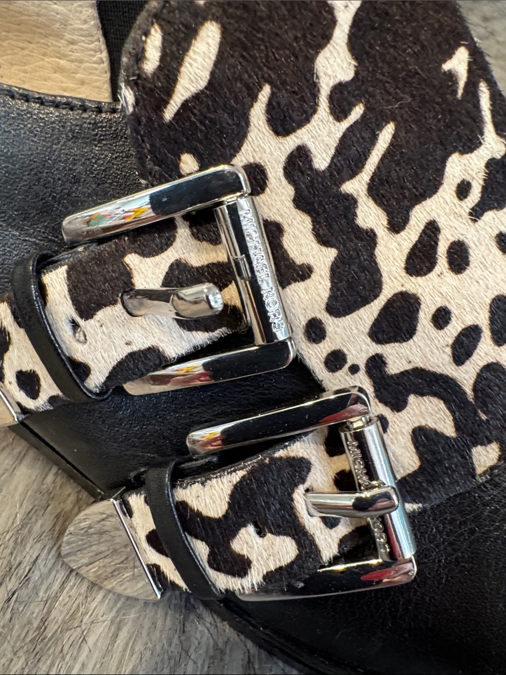 MICHEAL Michael Kors Black and Tan Leather Loafers Size 9.5 - Picture 7 of 10